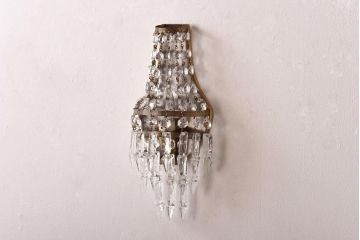 フランスビンテージ　金属製　エンパイア様式　ガラスドロップがお洒落な小振りなウォールランプ(壁掛け照明)(1)