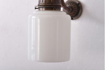 和製アンティーク　銅金具　ブラケットのデザインがおしゃれなウォールランプ(壁掛け照明)