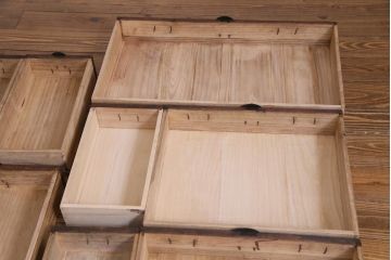 アンティーク家具　和製アンティーク　明治大正期　総桐材　味わいと渋さが格好良い関東帳場箪笥(時代箪笥、和タンス、桐箪笥、桐たんす)