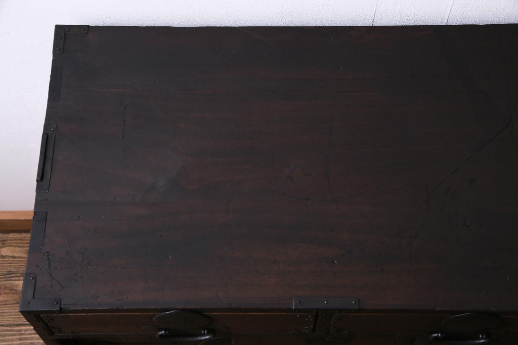 アンティーク家具　和製アンティーク　明治大正期　総桐材　味わいと渋さが格好良い関東帳場箪笥(時代箪笥、和タンス、桐箪笥、桐たんす)