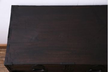 アンティーク家具　和製アンティーク　明治大正期　総桐材　味わいと渋さが格好良い関東帳場箪笥(時代箪笥、和タンス、桐箪笥、桐たんす)