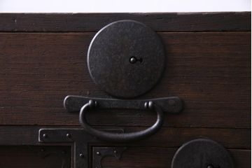 アンティーク家具　和製アンティーク　明治大正期　総桐材　味わいと渋さが格好良い関東帳場箪笥(時代箪笥、和タンス、桐箪笥、桐たんす)