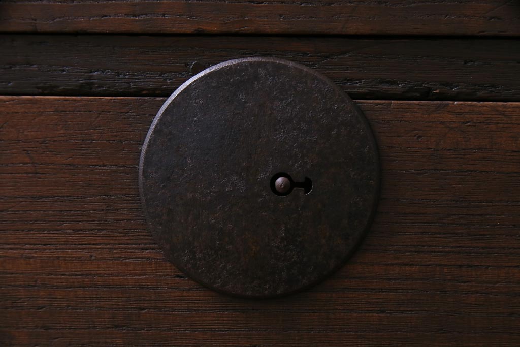 アンティーク家具　和製アンティーク　明治大正期　総桐材　味わいと渋さが格好良い関東帳場箪笥(時代箪笥、和タンス、桐箪笥、桐たんす)