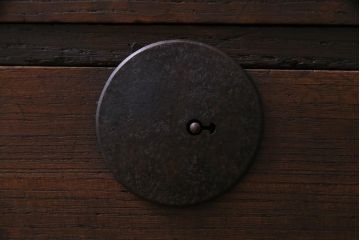 アンティーク家具　和製アンティーク　明治大正期　総桐材　味わいと渋さが格好良い関東帳場箪笥(時代箪笥、和タンス、桐箪笥、桐たんす)