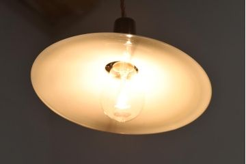 戦前　和製アンティーク　レトロな趣あふれる昔ながらの平笠ペンダントライト(天井照明、吊り下げ照明)