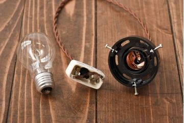 戦前　和製アンティーク　レトロな趣あふれる昔ながらの平笠ペンダントライト(天井照明、吊り下げ照明)