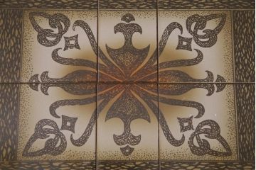 ヴィンテージ家具　北欧ビンテージ　チーク材　ミッドセンチュリーな雰囲気漂うタイルトップのネストテーブル(サイドテーブル)