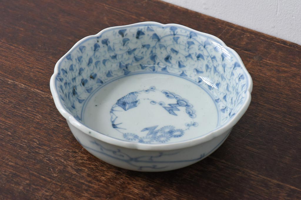 江戸期 微塵唐草紋様 淡く優しげな雰囲気漂う染付鉢(なます皿)