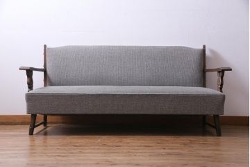中古　神戸洋家具　永田良介商店　メンズライクにもおすすめなビンテージのチロル型ソファ(3人掛けソファ)