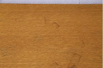 ヴィンテージ家具　北欧ビンテージ　G-PLAN(ジープラン)　Brandon(ブランドン)　オーク材　個性的な引手の5段チェスト(引き出し)