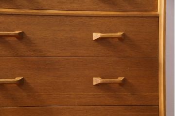 ヴィンテージ家具　北欧ビンテージ　G-PLAN(ジープラン)　Brandon(ブランドン)　オーク材　個性的な引手の5段チェスト(引き出し)