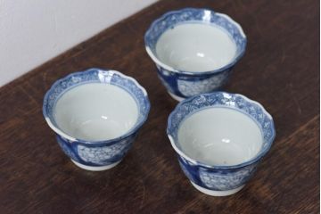 和製アンティーク　江戸期　情緒あふれる染付絵柄の向付3客セット(蕎麦猪口)