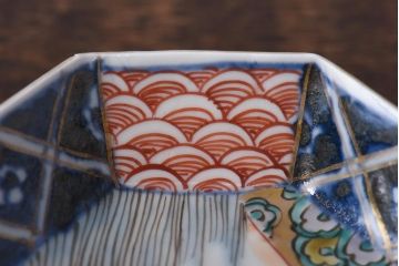 古民具・骨董　幕末明治期　鶴松　干し網に舟　色絵錦手皿2枚セット(和食器、菱形)(1)