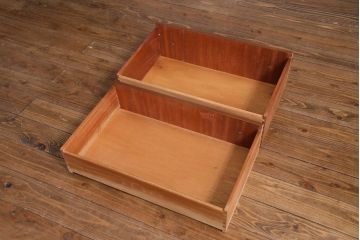 ヴィンテージ家具　北欧ビンテージ　スタイリッシュでモダンなドレッシングチェスト(ドレッサー、ミラー、鏡台)