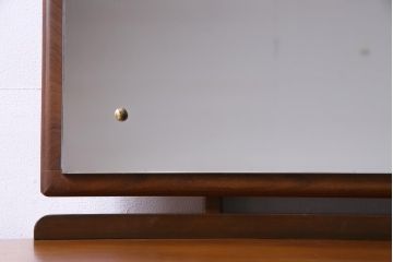 ヴィンテージ家具　北欧ビンテージ　スタイリッシュでモダンなドレッシングチェスト(ドレッサー、ミラー、鏡台)