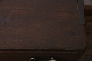 アンティーク家具　和製アンティーク　総桐材　立体的な鍵穴が目を引く小箪笥(小引き出し、和タンス、桐箪笥、桐たんす)