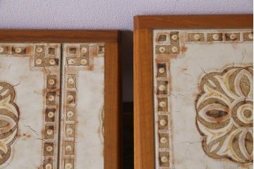 ヴィンテージ家具　北欧ビンテージ　チーク材　レトロデザインのタイルが可愛らしいネストテーブル(サイドテーブル、カフェテーブル)