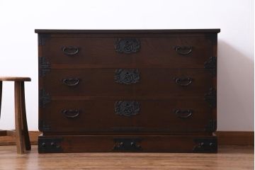 中古　国産　民芸箪笥　天板リメイク　気品漂う上質なつくりのチェスト(衣装箪笥、引き出し)(1)