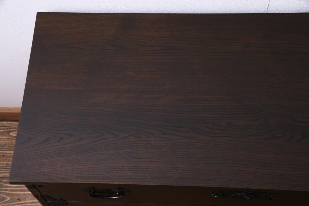 中古　国産　民芸箪笥　天板リメイク　気品漂う上質なつくりのチェスト(衣装箪笥、引き出し)(1)