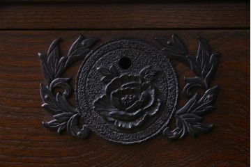 中古　国産　民芸箪笥　天板リメイク　気品漂う上質なつくりのチェスト(衣装箪笥、引き出し)(1)