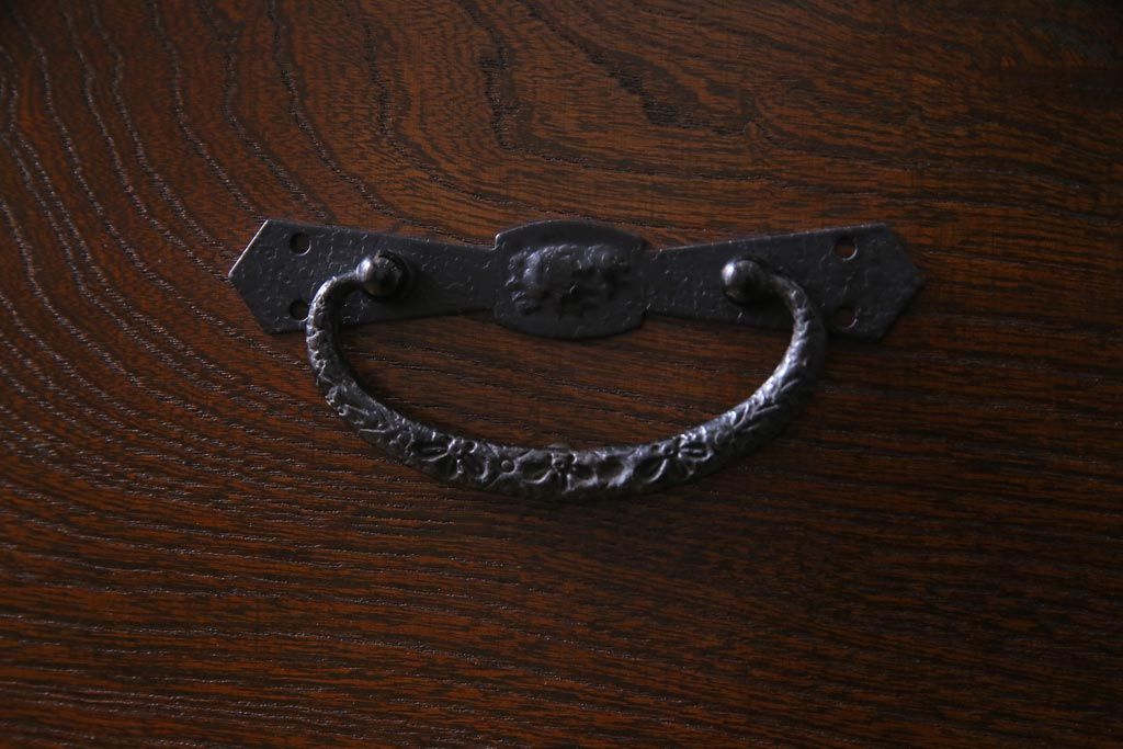 中古　国産　民芸箪笥　天板リメイク　気品漂う上質なつくりのチェスト(衣装箪笥、引き出し)(1)