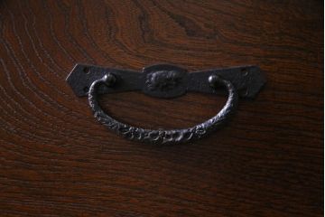 中古　国産　民芸箪笥　天板リメイク　気品漂う上質なつくりのチェスト(衣装箪笥、引き出し)(1)