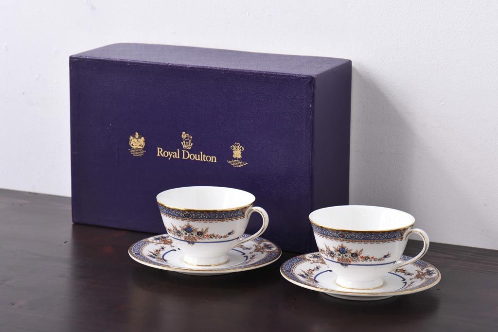 未使用品 ROYAL DOULTON(ロイヤルドルトン) 廃盤 BROADLANDS(ブロードランド) カップ&ソーサー2客セット(洋食器)