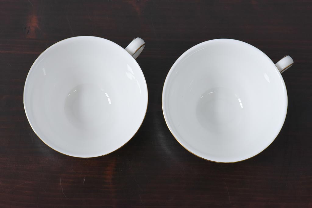 未使用品 ROYAL DOULTON(ロイヤルドルトン) 廃盤 BROADLANDS(ブロードランド) カップ&ソーサー2客セット(洋食器)