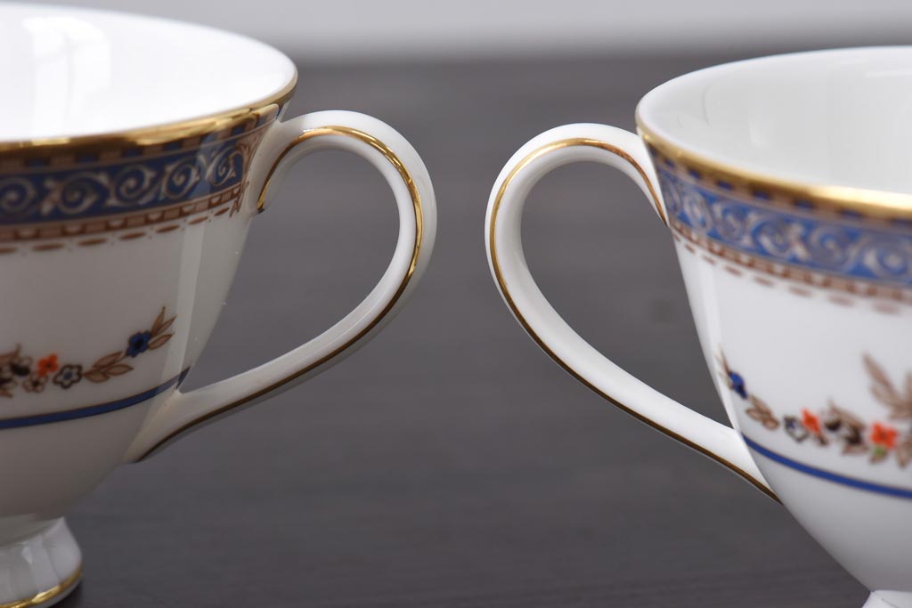 未使用品 ROYAL DOULTON(ロイヤルドルトン) 廃盤 BROADLANDS(ブロードランド) カップ&ソーサー2客セット(洋食器)