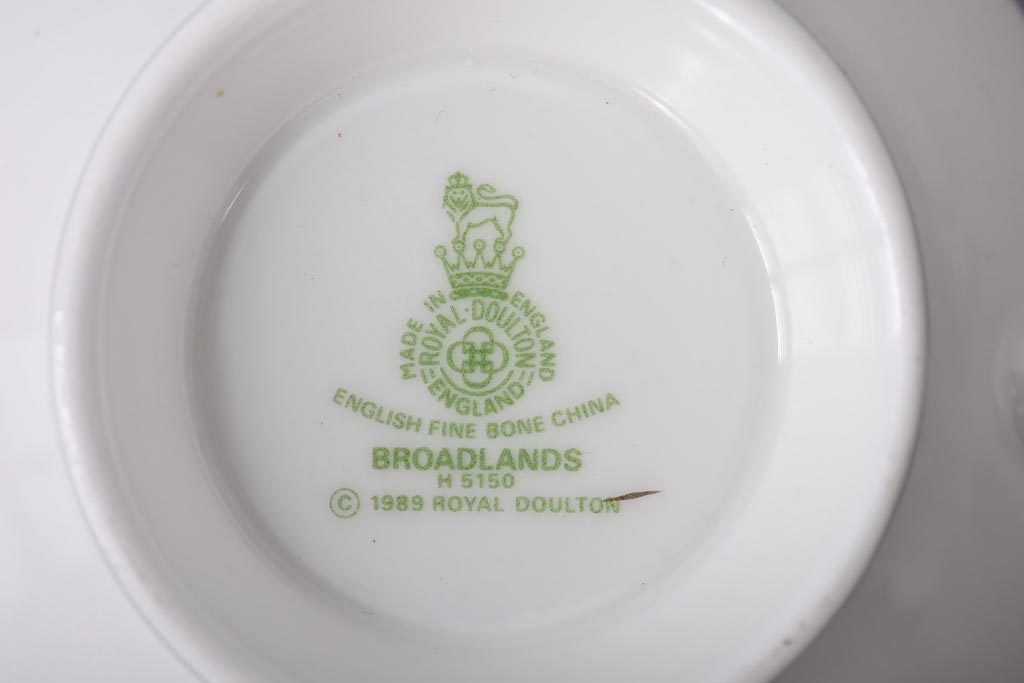 未使用品 ROYAL DOULTON(ロイヤルドルトン) 廃盤 BROADLANDS(ブロードランド) カップ&ソーサー2客セット(洋食器)