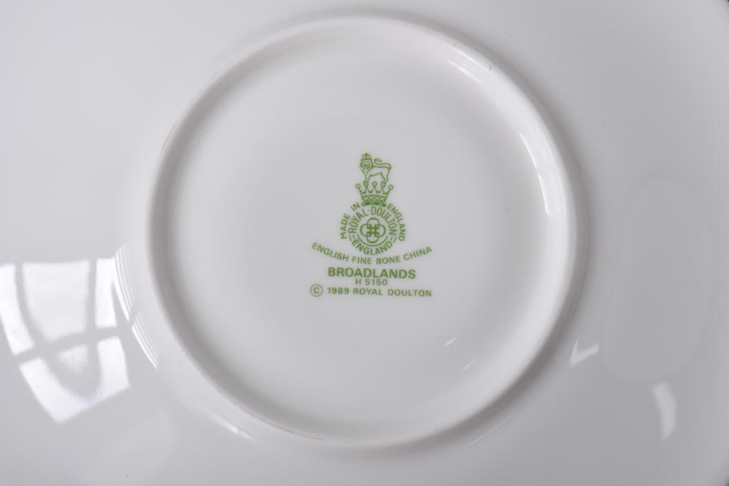 未使用品 ROYAL DOULTON(ロイヤルドルトン) 廃盤 BROADLANDS(ブロードランド) カップ&ソーサー2客セット(洋食器)