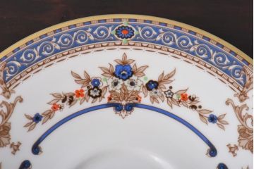 未使用品　ROYAL DOULTON(ロイヤルドルトン)　廃盤　BROADLANDS(ブロードランド)　カップ&ソーサー2客セット(洋食器)