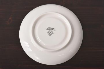 未使用品　ノリタケ(Noritake、日陶)　海外輸出　アイボリーチャイナ　トリオ2客セット・箱付き(カップ、ソーサー、プレート)