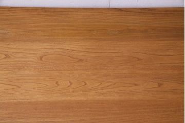 ヴィンテージ家具　イギリスビンテージ　ERCOL(アーコール)　天板ニレ材　明るい木色が優しげな2人掛けダイニングテーブル