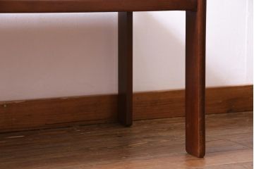 北欧家具　チーク材　すっきりとしたフォルムが取り入れやすいセンターテーブル(ローテーブル)