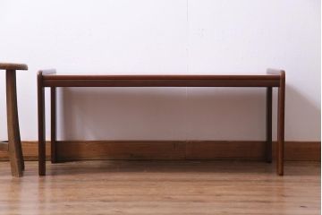 北欧家具　チーク材　すっきりとしたフォルムが取り入れやすいセンターテーブル(ローテーブル)