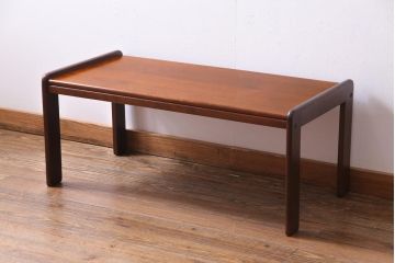 北欧家具　チーク材　すっきりとしたフォルムが取り入れやすいセンターテーブル(ローテーブル)
