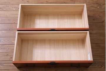 中古　民芸家具　高級品　品のある佇まいが目を引く重ねタンス(箪笥、戸棚、引き出し、衣装箪笥)