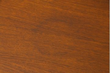 ヴィンテージ家具　北欧ビンテージ　チーク材　直線のラインが小粋なリビングボード(サイドボード)