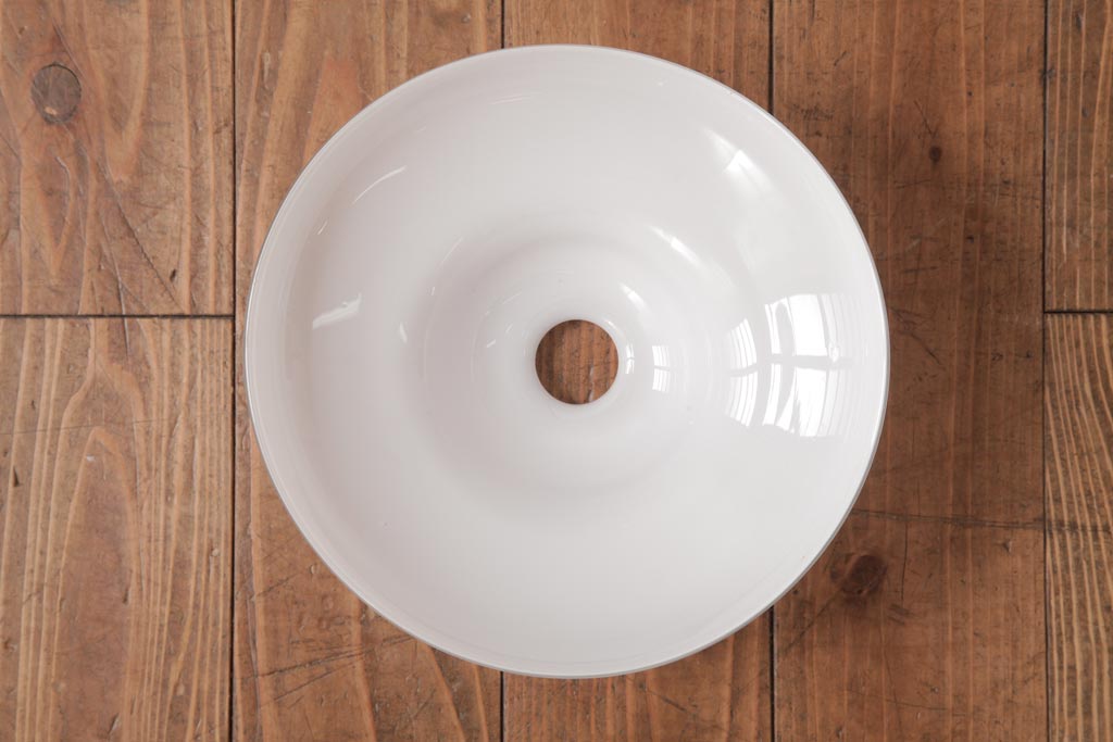 昭和初期　戦前　円盤型のシェードが魅力的なペンダントライト(天井照明、電笠)(1)