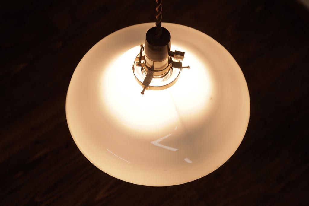 昭和初期　戦前　円盤型のシェードが魅力的なペンダントライト(天井照明、電笠)(2)