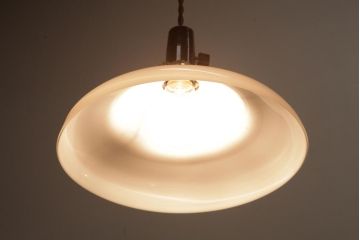 昭和初期　戦前　円盤型のシェードが魅力的なペンダントライト(天井照明、電笠)(2)