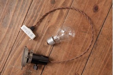 昭和初期　戦前　円盤型のシェードが魅力的なペンダントライト(天井照明、電笠)(2)