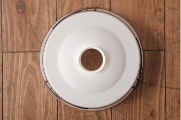 昭和初期　戦前　シンプルな中に趣きのあるセルロイド製ペンダントライト(天井照明、シェード、電笠)