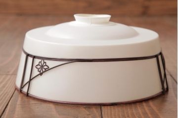 昭和初期　戦前　シンプルな中に趣きのあるセルロイド製ペンダントライト(天井照明、シェード、電笠)