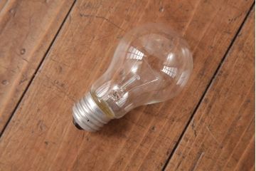 昭和初期　戦前　シンプルな中に趣きのあるセルロイド製ペンダントライト(天井照明、シェード、電笠)