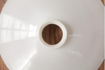 昭和初期　戦前　ノスタルジックな平笠シェードの天井照明(吊り下げ照明、ペンダントライト)(1)