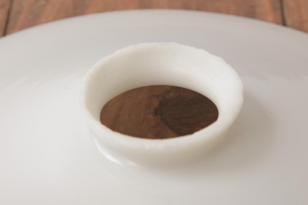 昭和初期　戦前　ノスタルジックな平笠シェードの天井照明(吊り下げ照明、ペンダントライト)(1)