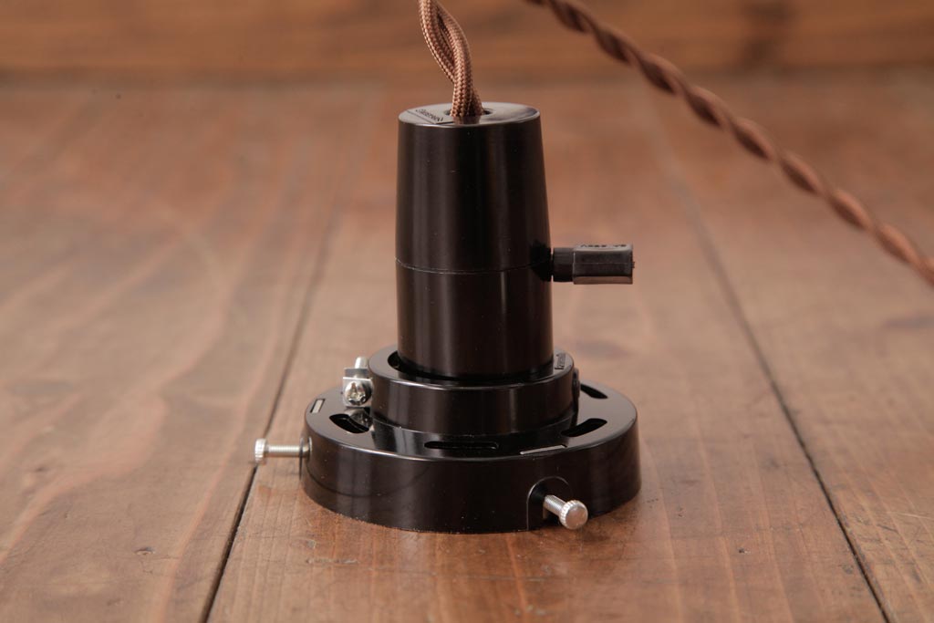 昭和初期　戦前　ノスタルジックな平笠シェードの天井照明(吊り下げ照明、ペンダントライト)(2)