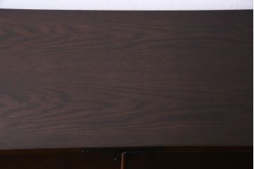 中古　国産　民芸箪笥　観音開き戸　貫録のある上質なつくりの脚付き収納棚(衣装箪笥)